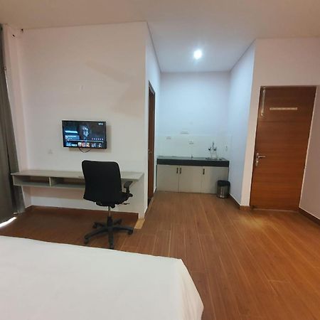 Mallenzo Suites Dlf Phase 1 คูร์เคาน์ ภายนอก รูปภาพ
