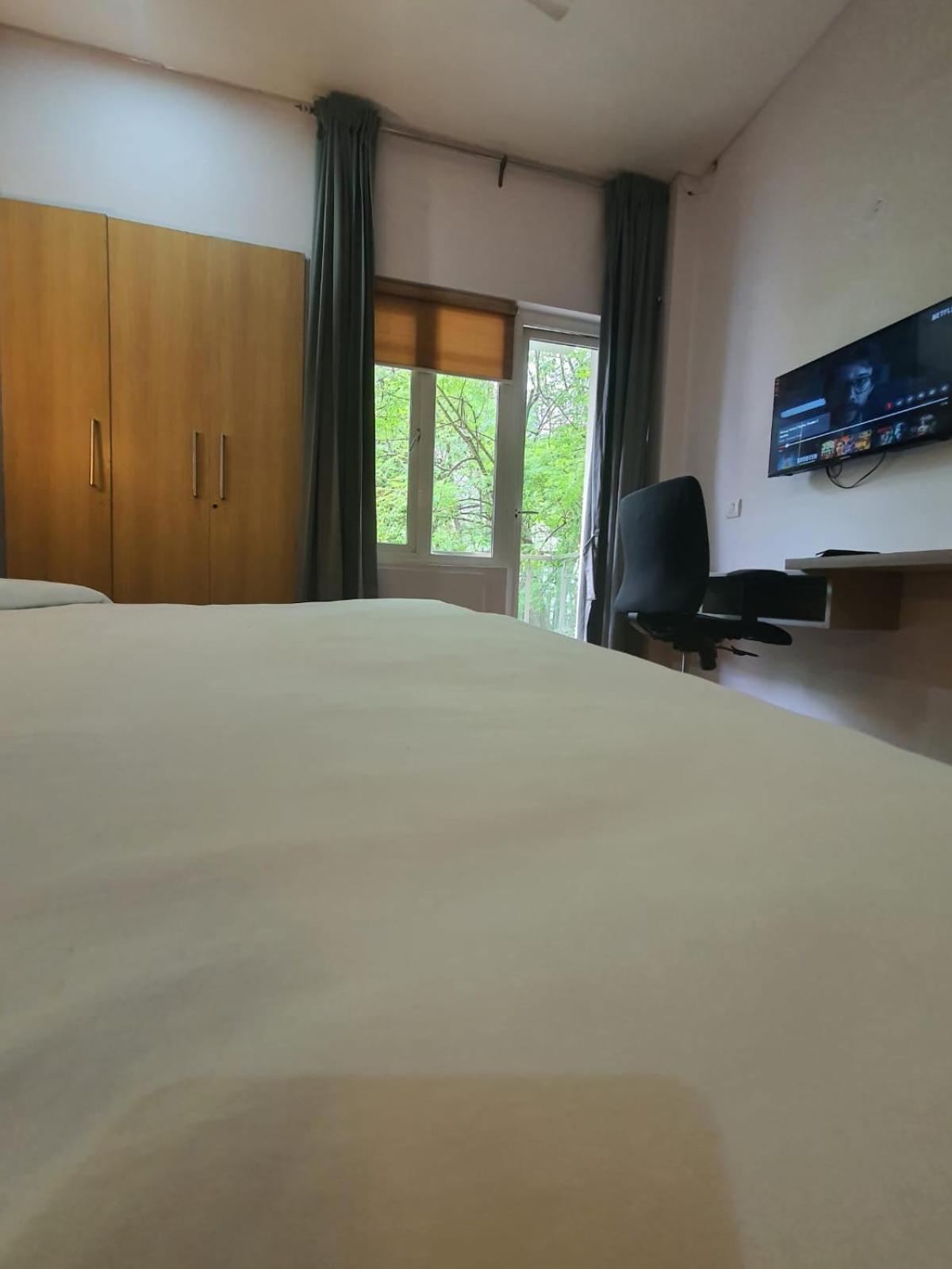 Mallenzo Suites Dlf Phase 1 คูร์เคาน์ ภายนอก รูปภาพ