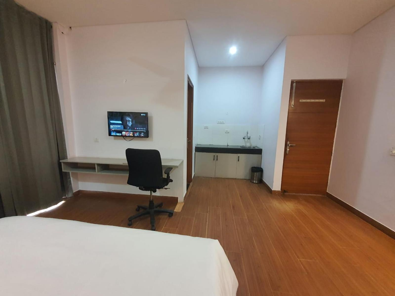 Mallenzo Suites Dlf Phase 1 คูร์เคาน์ ภายนอก รูปภาพ