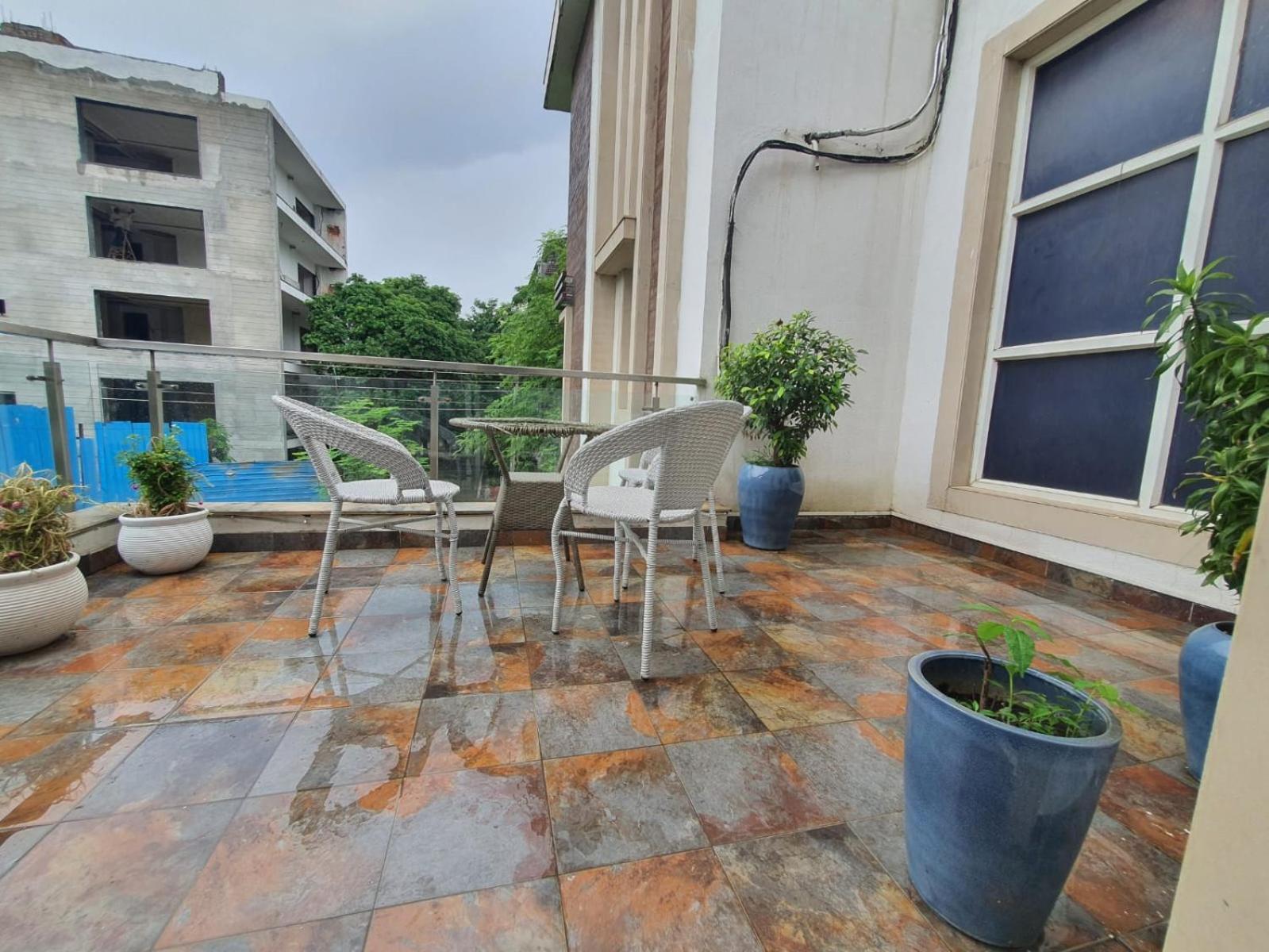 Mallenzo Suites Dlf Phase 1 คูร์เคาน์ ภายนอก รูปภาพ
